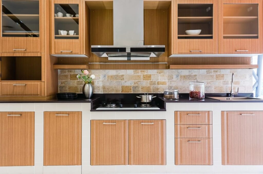 touching up of wood cabinets